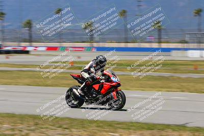 media/Apr-23-2022-Fastrack Riders (Sat) [[cb2d6ae73d]]/LEVEL 4/1PM TURN 6 OUTSIDE/